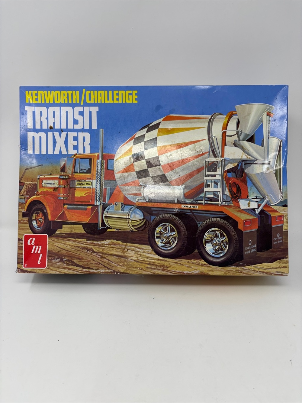 AMT super detailed 1/25 scale amt1215/06 Transit Mixer Toy Truck